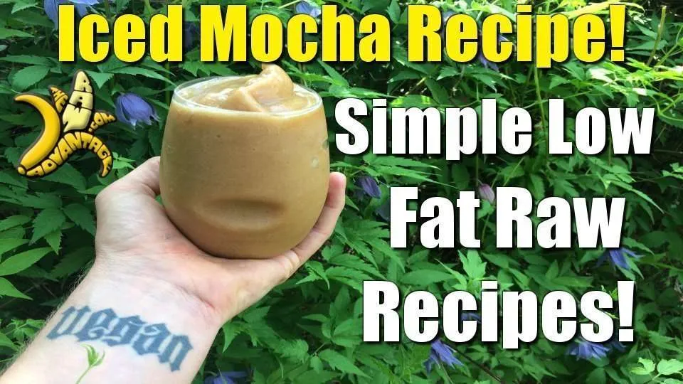 Iced Mocha, a Simple Raw Food Recipe
