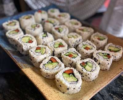 Raw Vegan Uramaki Rolls