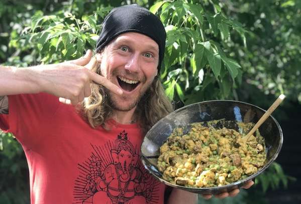 The Best RAW VEGAN CURRY RECIPE Chris Kendall