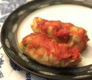 Raw Vegan Cabbage Rolls 6 Raw Vegan Cabbage Rolls