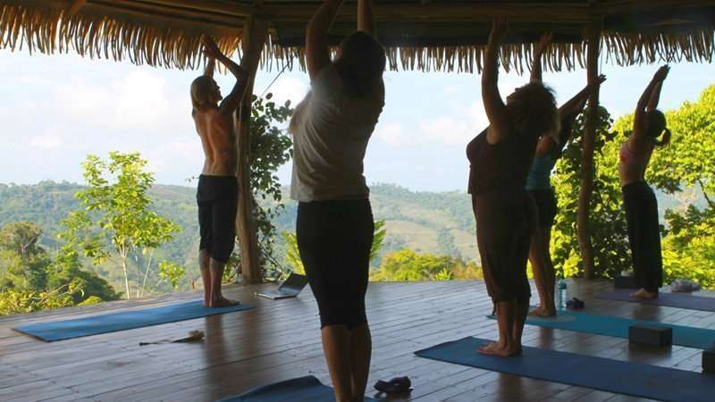 chris kendall yoga the raw advantage costa rica retreat